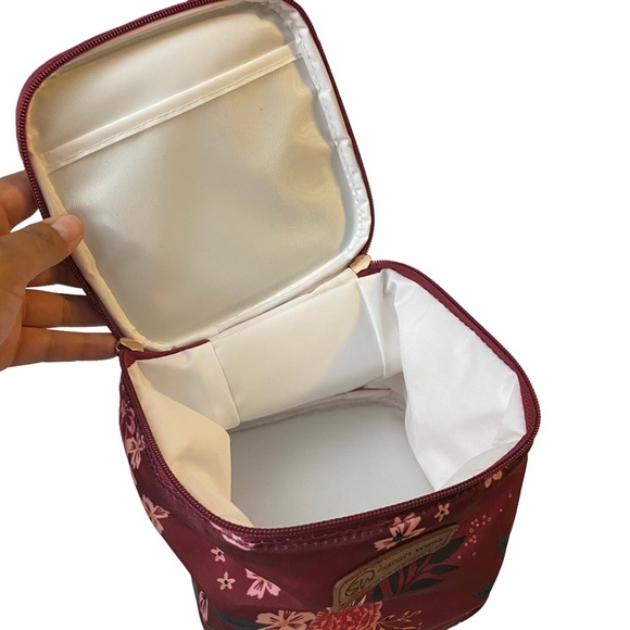 Sarah Wells “Cold Gold" Cooler Bag (Berry Bloom) (Authentic from Manufacturer) - Picture 2 of 10